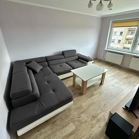 Cozy Apartment In Krāslava Exterior photo